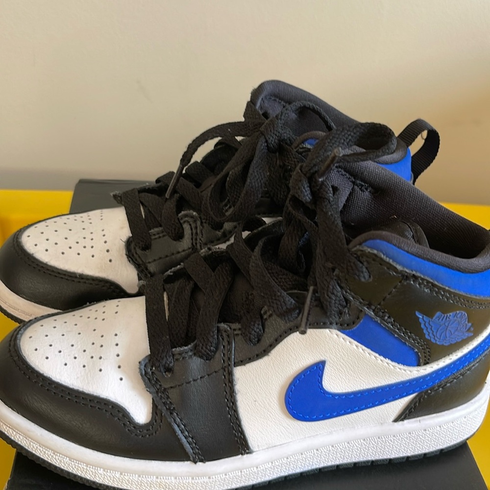 Nike Jordan 1 Mid